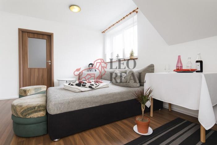 Prodej bytu 3+kk, Oslavany, Růžová, 53 m2