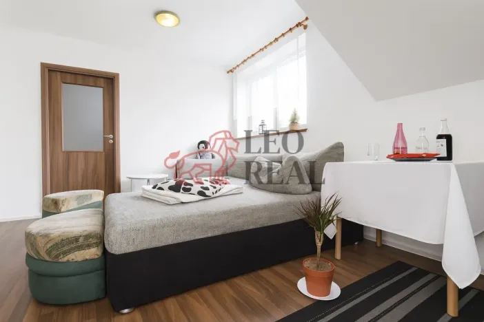 Prodej bytu 3+kk, Oslavany, Růžová, 53 m2