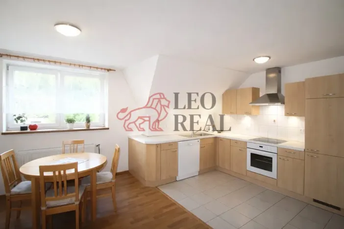 Prodej bytu 3+kk, Oslavany, Růžová, 53 m2