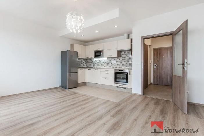 Pronájem bytu 1+kk, Praha - Kyje, Federova, 35 m2