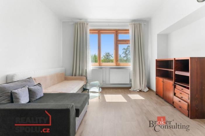 Prodej bytu 2+1, Pardubice - Svítkov, U Trojice, 77 m2