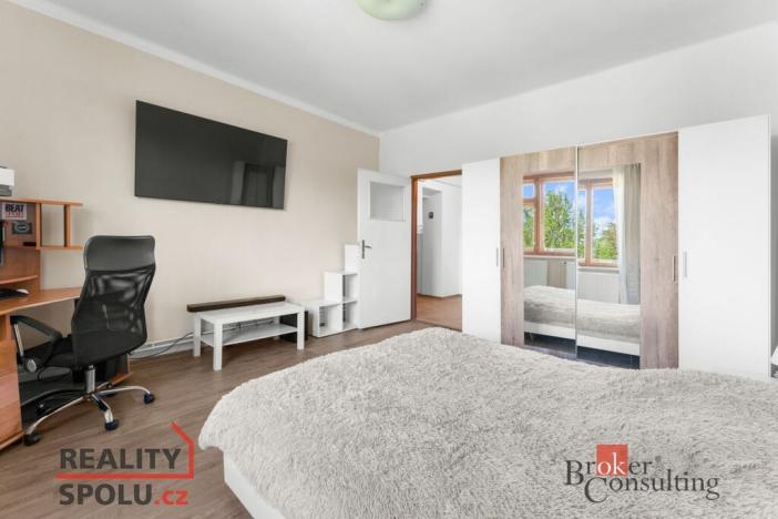 Prodej bytu 2+1, Pardubice - Svítkov, U Trojice, 77 m2