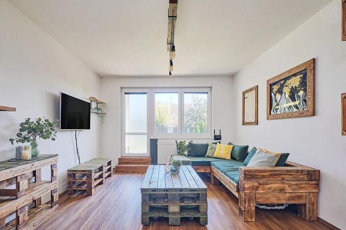 Prodej bytu 2+kk, Praha - Dubeč, Dubeckého, 53 m2