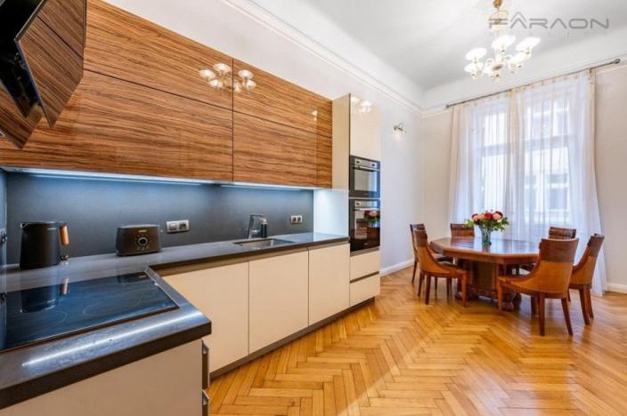 Pronájem bytu 4+1, Praha - Josefov, Široká, 135 m2