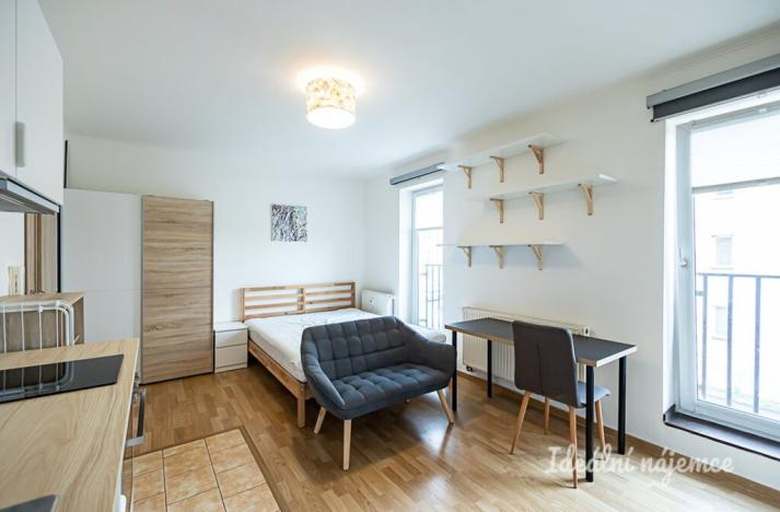 Pronájem bytu 1+kk, Šestajovice, Komenského, 25 m2