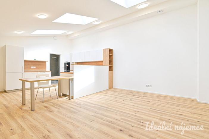 Pronájem bytu 5+kk, 117 m2