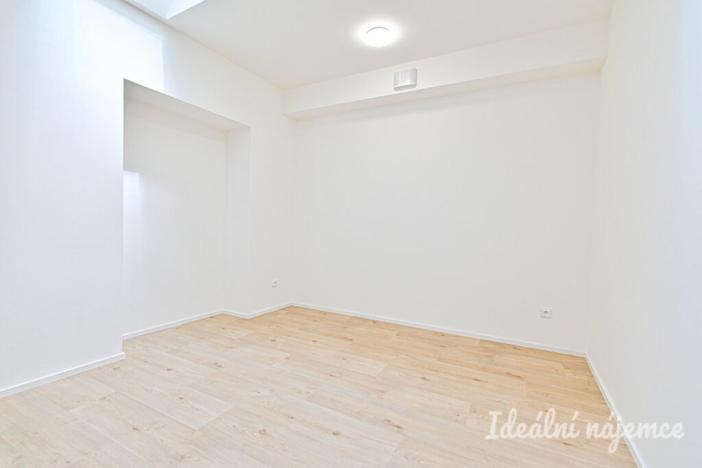 Pronájem bytu 5+kk, 117 m2