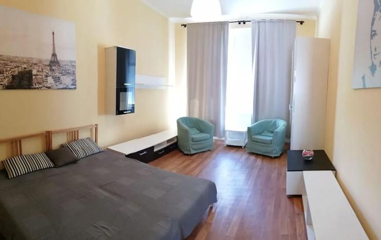 Pronájem bytu 1+1, Praha - Karlín, Šaldova, 39 m2