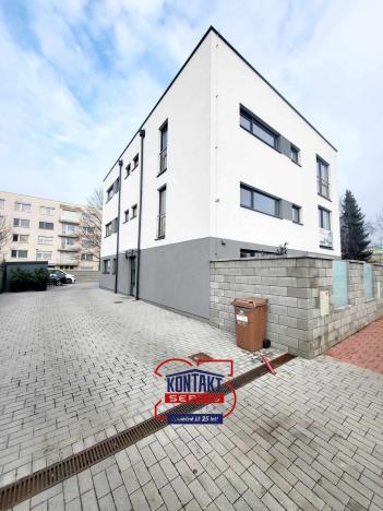 Pronájem bytu 1+kk, České Budějovice, Pekárenská, 30 m2