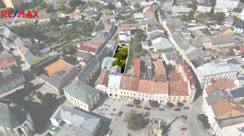 Prodej činžovního domu, Uničov, Masarykovo nám., 307 m2