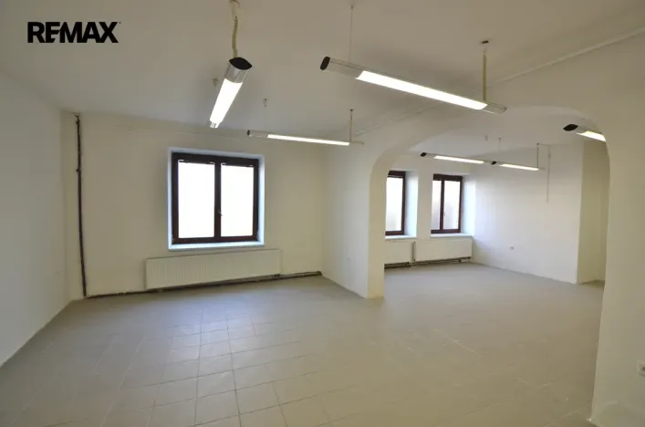 Prodej činžovního domu, Uničov, Masarykovo nám., 307 m2