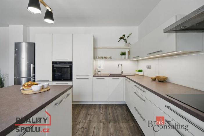 Prodej rodinného domu, Pchery - Humny, Kolmá, 206 m2