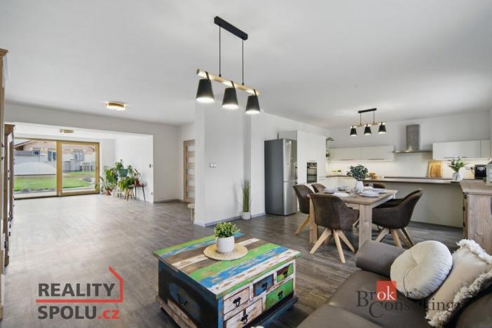 Prodej rodinného domu, Pchery - Humny, Kolmá, 206 m2