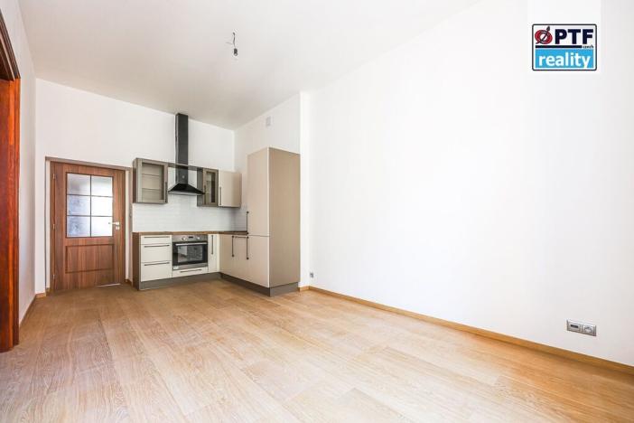 Pronájem bytu 3+kk, Plzeň - Jižní Předměstí, Krátká, 64 m2