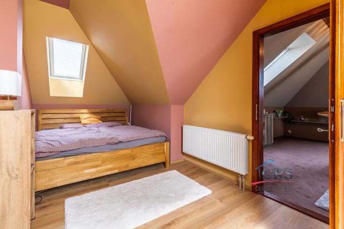 Prodej rodinného domu, Přezletice, Veleňská, 240 m2