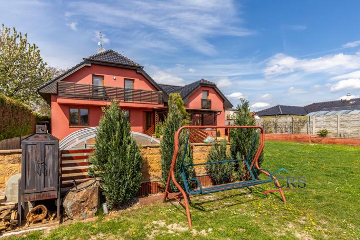 Prodej rodinného domu, Přezletice, Veleňská, 240 m2