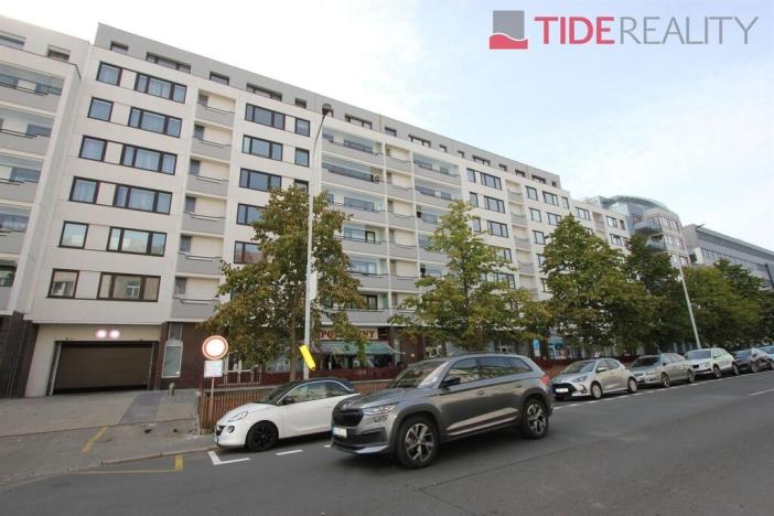 Pronájem bytu 3+kk, Praha - Nusle, Na Pankráci, 70 m2