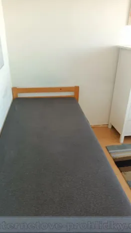 Pronájem pokoje, Praha - Kobylisy, Klapkova, 13 m2