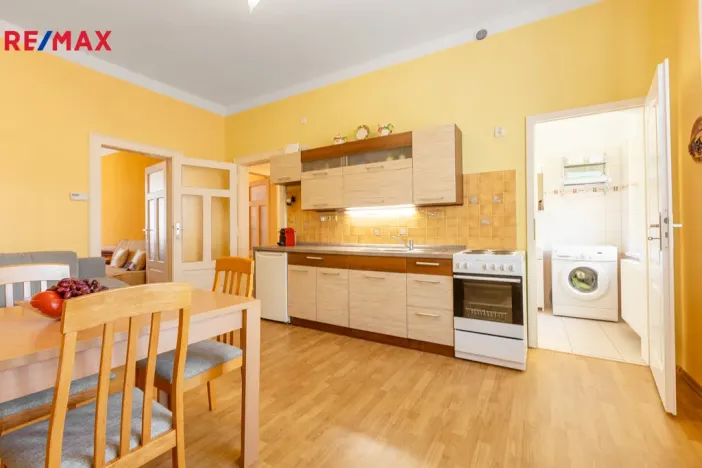 Prodej bytu 3+kk, Karlovy Vary, Jugoslávská, 82 m2