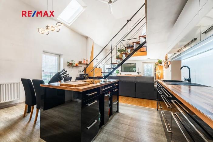Prodej bytu 5+kk, Jabloňov, 154 m2