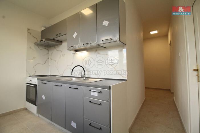 Pronájem bytu 3+1, Ostrov, Májová, 70 m2