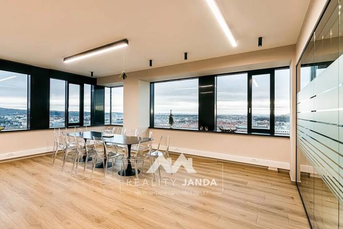 Pronájem kanceláře, Brno, Šumavská, 203 m2