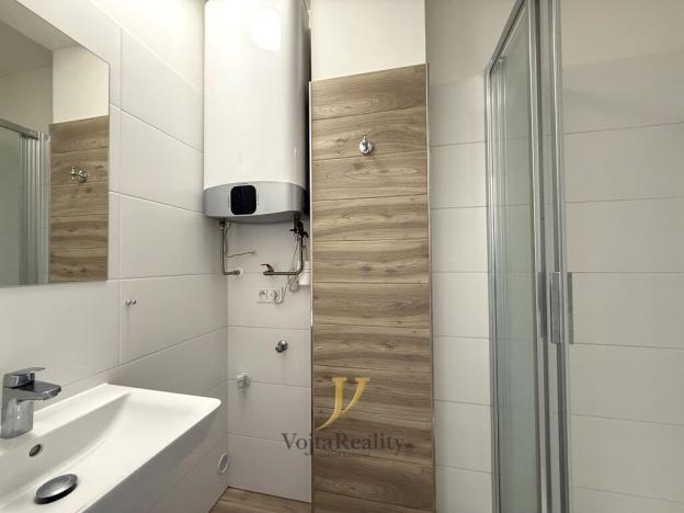 Pronájem bytu 1+kk, Olomouc, Bořivojova, 28 m2