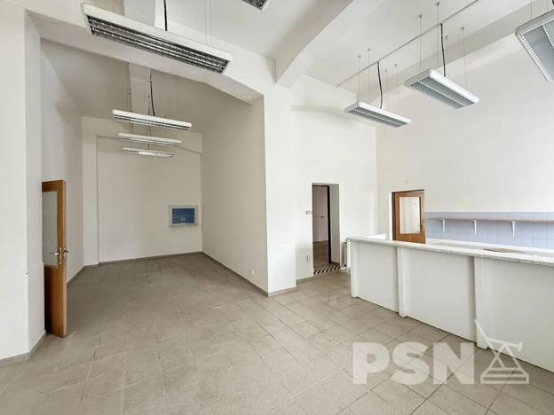 Pronájem skladu, Brno, Komárovské nábřeží, 678 m2