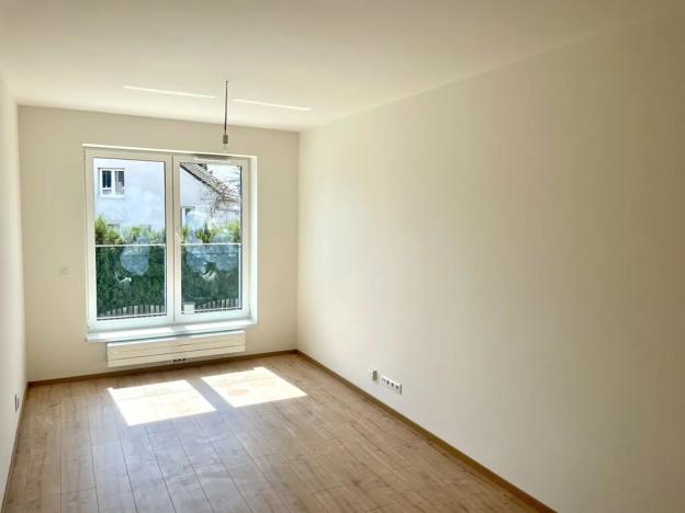 Prodej bytu 1+kk, Praha - Hostavice, Českobrodská, 31 m2
