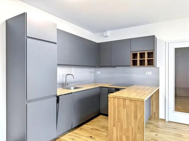 Pronájem bytu 2+kk, Praha - Krč, 56 m2