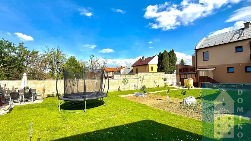 Prodej rodinného domu, Rataje, 205 m2