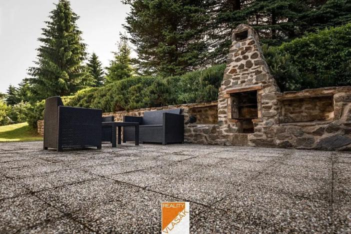 Prodej ubytování, Loučná pod Klínovcem, 370 m2