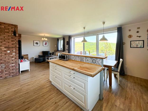 Prodej rodinného domu, Chaloupky, 154 m2