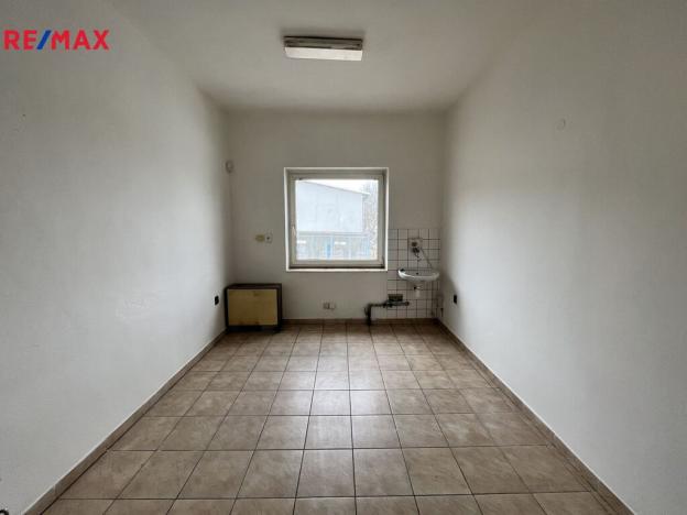 Pronájem výrobních prostor, Pelhřimov, Hodějovická, 206 m2