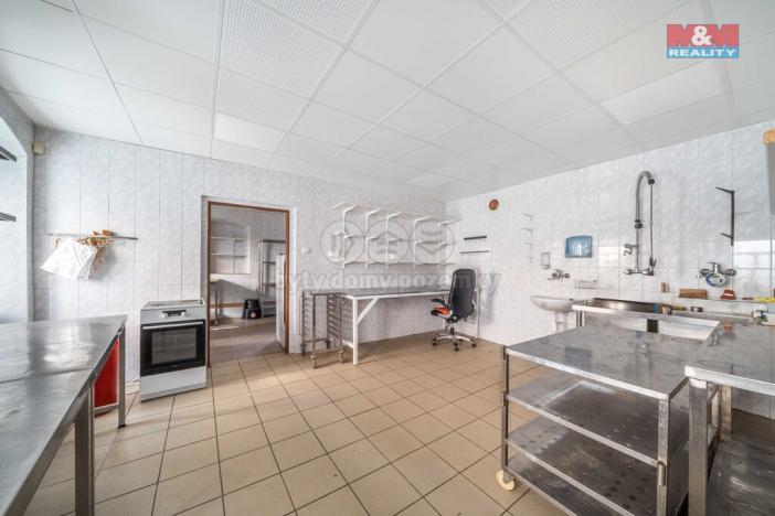 Pronájem skladu, Nepomuk, Husova, 124 m2