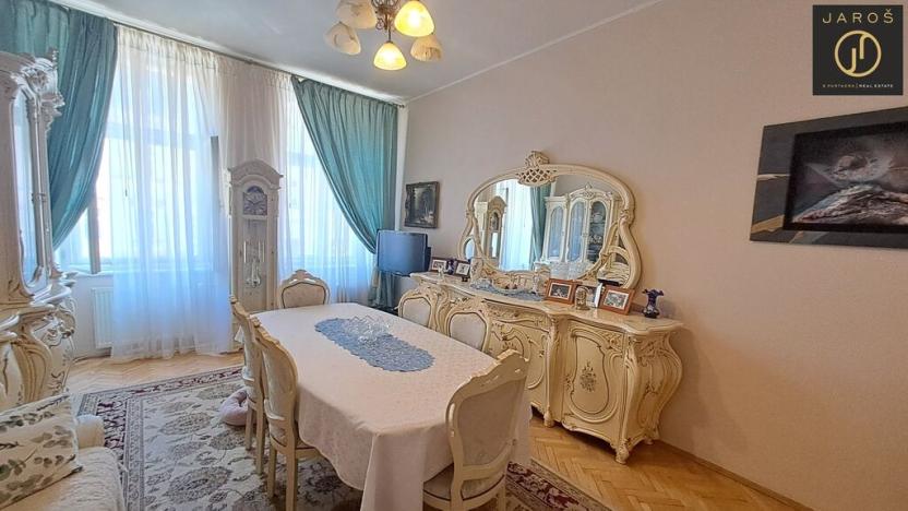 Prodej bytu 3+1, Karlovy Vary, Dr. Davida Bechera, 94 m2
