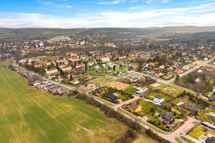 Prodej pozemku pro bydlení, Mníšek pod Brdy, 1653 m2