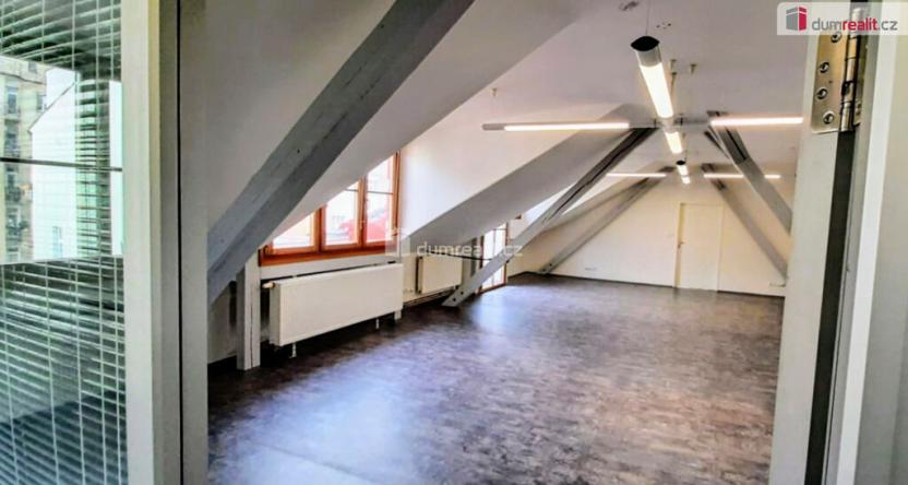 Pronájem kanceláře, Praha - Smíchov, Drtinova, 120 m2