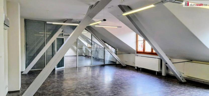 Pronájem kanceláře, Praha - Smíchov, Drtinova, 120 m2