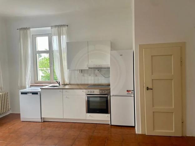 Pronájem bytu 2+kk, České Budějovice, E. Beneše, 48 m2