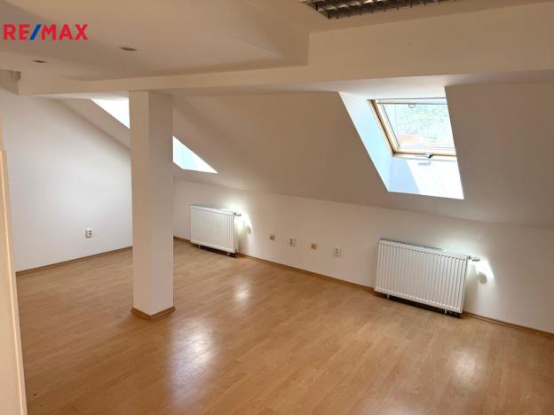 Prodej rodinného domu, Třebíč - Jejkov, Smila Osovského, 250 m2