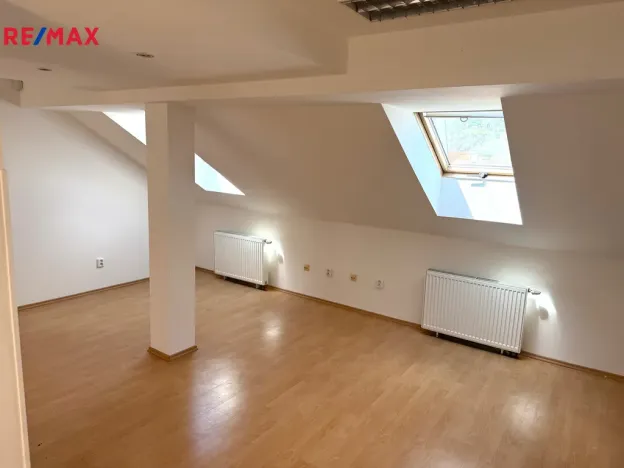 Prodej rodinného domu, Třebíč - Jejkov, Smila Osovského, 250 m2