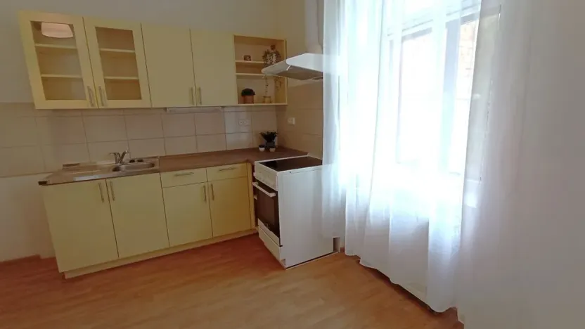 Pronájem bytu 1+1, České Budějovice - České Budějovice 5, Dobrovodská, 45 m2