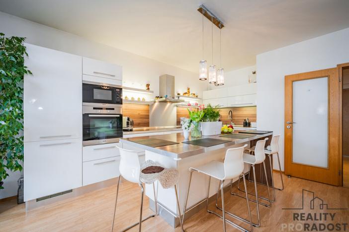 Prodej bytu 4+kk, Praha - Stodůlky, Raichlova, 167 m2