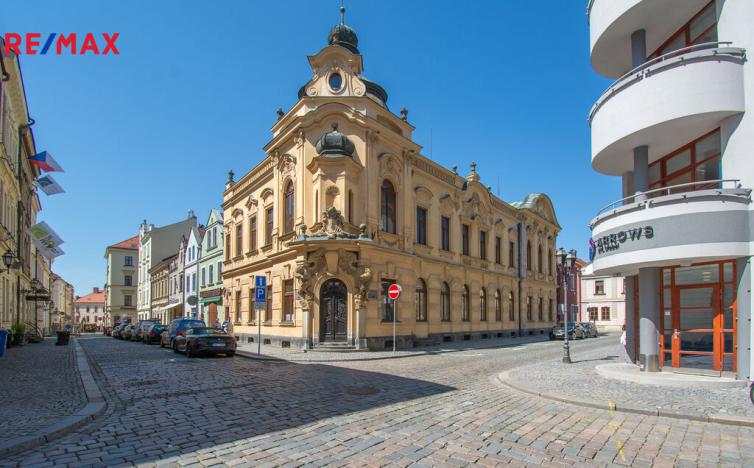 Pronájem historického objektu, Hradec Králové, Tomkova, 1502 m2