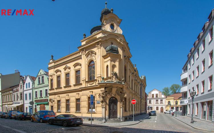 Pronájem historického objektu, Hradec Králové, Tomkova, 1502 m2