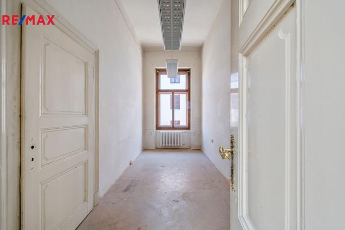 Prodej historického objektu, Hradec Králové, Tomkova, 1502 m2