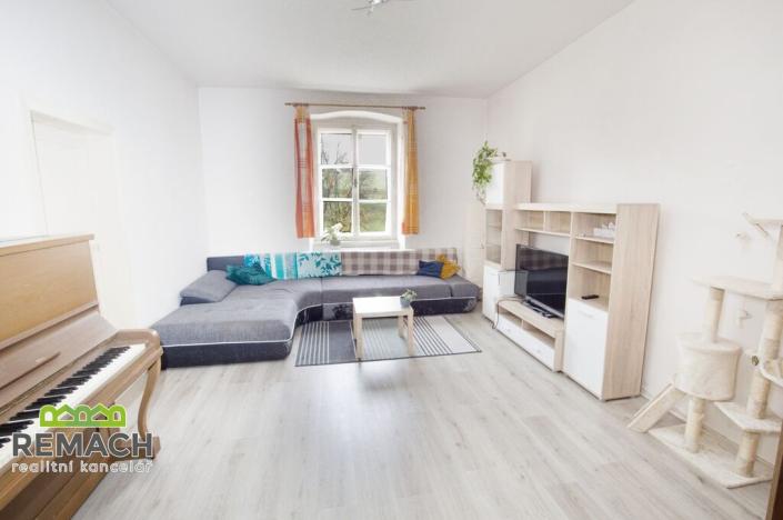 Prodej bytu 2+1, Kuks, 70 m2