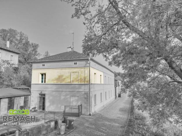 Prodej bytu 2+1, Kuks, 70 m2