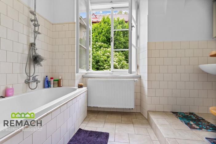 Prodej bytu 2+1, Kuks, 70 m2